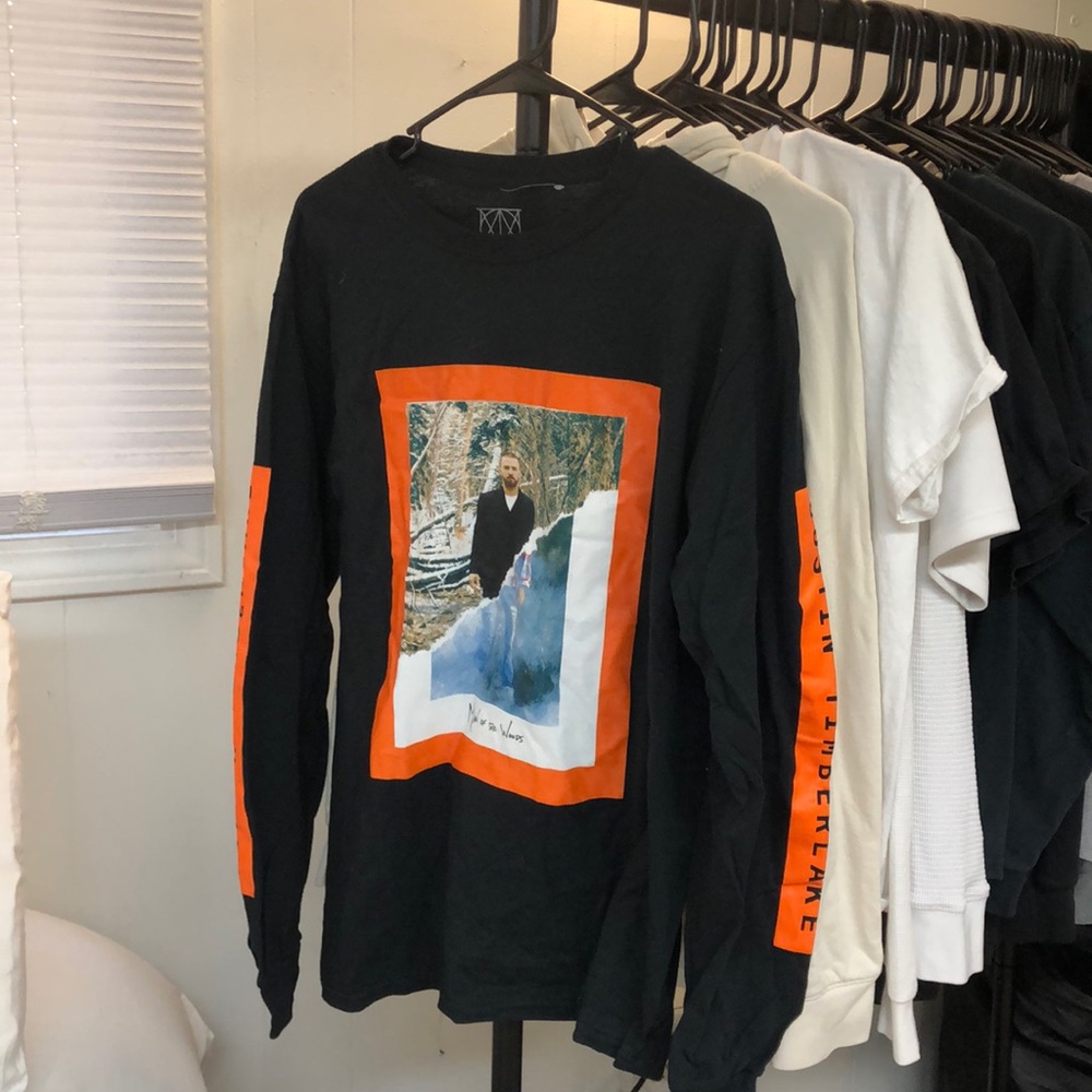 Justin Timberlake long sleeve